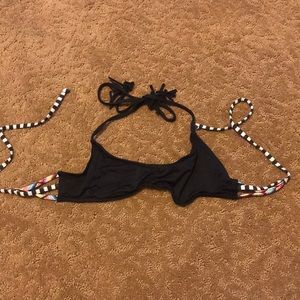 small black billabong bathingsuit top